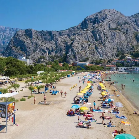 Tatil Evi In *